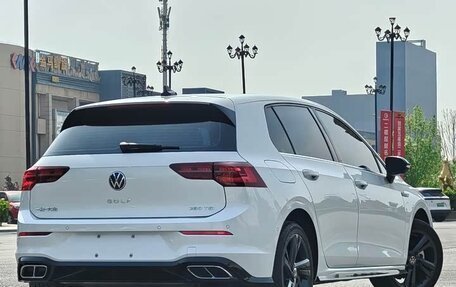 Volkswagen Golf VIII, 2023 год, 1 800 000 рублей, 6 фотография