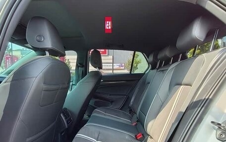 Volkswagen Golf VIII, 2023 год, 1 800 000 рублей, 10 фотография