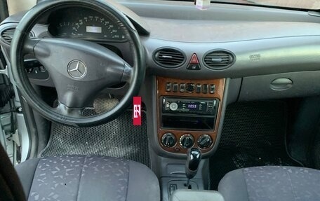 Mercedes-Benz A-Класс, 2001 год, 320 000 рублей, 6 фотография