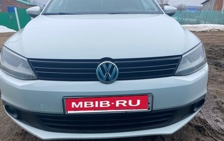 Volkswagen Jetta VI, 2012 год, 800 000 рублей, 1 фотография