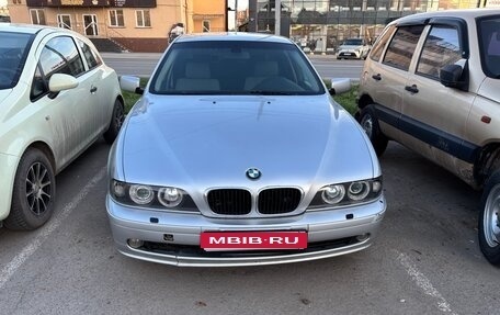 BMW 5 серия, 2001 год, 550 000 рублей, 1 фотография