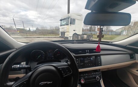 Jaguar XF II, 2016 год, 2 399 000 рублей, 10 фотография