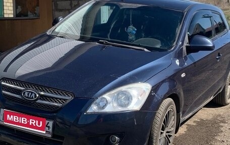 KIA cee'd I рестайлинг, 2008 год, 350 000 рублей, 1 фотография