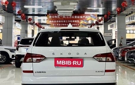 Skoda Kamiq I, 2022 год, 1 610 000 рублей, 5 фотография