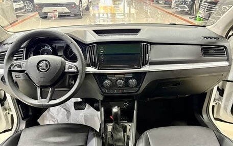 Skoda Kamiq I, 2022 год, 1 610 000 рублей, 8 фотография