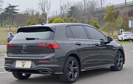 Volkswagen Golf VIII, 2023 год, 1 740 000 рублей, 5 фотография