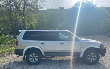 Mitsubishi Pajero Sport II рестайлинг, 2002 год, 670 000 рублей, 3 фотография