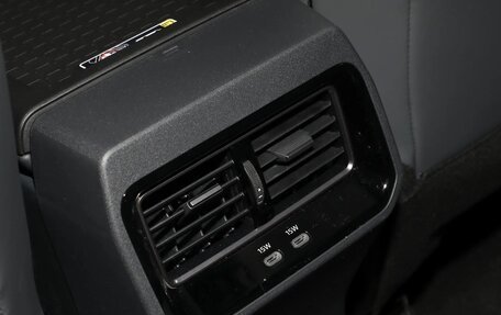 Toyota RAV4, 2026 год, 3 942 000 рублей, 21 фотография