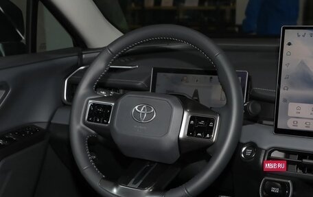 Toyota RAV4, 2026 год, 3 942 000 рублей, 27 фотография