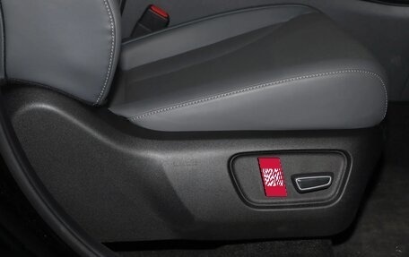 Toyota RAV4, 2026 год, 3 942 000 рублей, 17 фотография