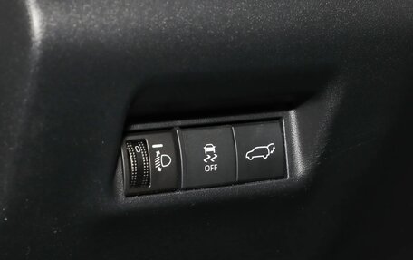 Toyota RAV4, 2026 год, 3 942 000 рублей, 29 фотография