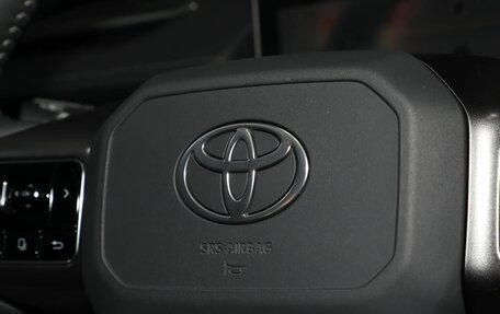 Toyota RAV4, 2026 год, 3 942 000 рублей, 39 фотография