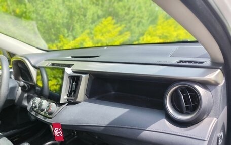 Toyota RAV4, 2013 год, 1 850 000 рублей, 9 фотография