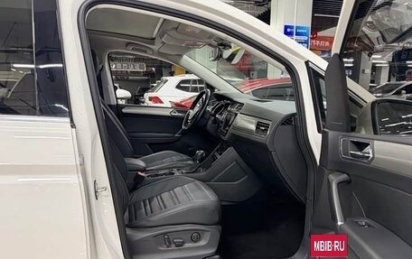 Volkswagen Touran III, 2021 год, 1 211 000 рублей, 11 фотография