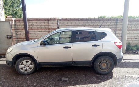 Nissan Qashqai, 2012 год, 635 000 рублей, 2 фотография