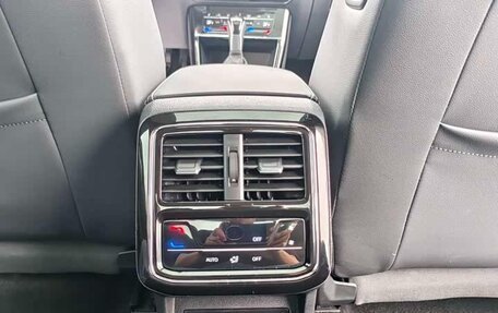 Volkswagen Passat B8 рестайлинг, 2023 год, 2 098 000 рублей, 14 фотография