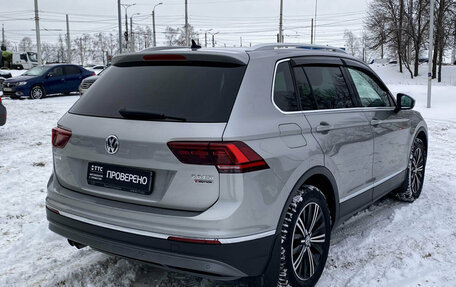 Volkswagen Tiguan II, 2016 год, 2 430 000 рублей, 5 фотография