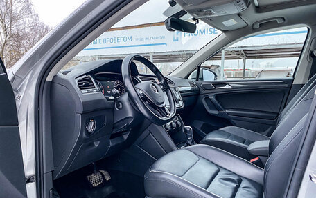 Volkswagen Tiguan II, 2016 год, 2 430 000 рублей, 16 фотография
