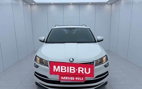 Skoda Karoq I, 2022 год, 1 891 000 рублей, 2 фотография