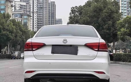 Volkswagen Lavida, 2022 год, 990 000 рублей, 4 фотография