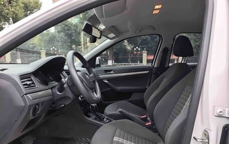 Volkswagen Lavida, 2022 год, 990 000 рублей, 10 фотография