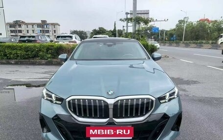 BMW 5 серия, 2026 год, 5 500 000 рублей, 2 фотография