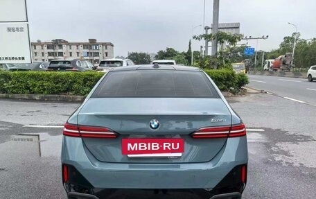 BMW 5 серия, 2026 год, 5 500 000 рублей, 5 фотография