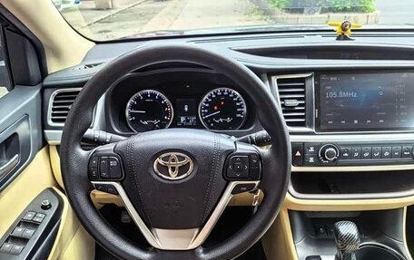 Toyota Highlander III, 2021 год, 3 949 000 рублей, 8 фотография