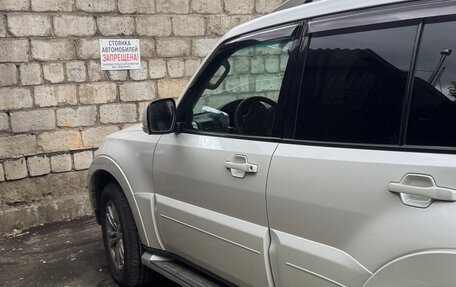 Mitsubishi Pajero IV, 2014 год, 1 700 000 рублей, 2 фотография