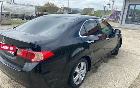 Honda Accord VIII рестайлинг, 2012 год, 1 300 000 рублей, 2 фотография