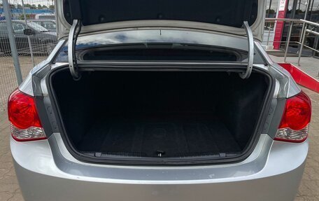 Chevrolet Cruze II, 2011 год, 599 000 рублей, 10 фотография