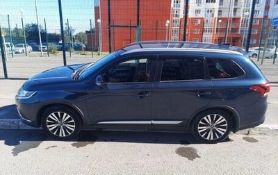 Mitsubishi Outlander III рестайлинг 3, 2019 год, 1 920 000 рублей, 1 фотография