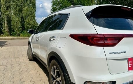 KIA Sportage IV рестайлинг, 2021 год, 1 899 000 рублей, 4 фотография
