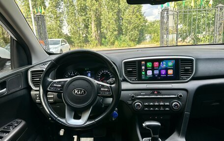 KIA Sportage IV рестайлинг, 2021 год, 1 899 000 рублей, 10 фотография