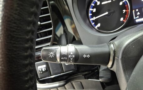 Mitsubishi Outlander III рестайлинг 3, 2018 год, 1 800 000 рублей, 17 фотография