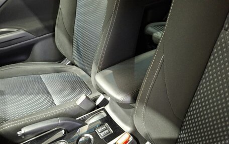 Mitsubishi Outlander III рестайлинг 3, 2018 год, 1 800 000 рублей, 38 фотография