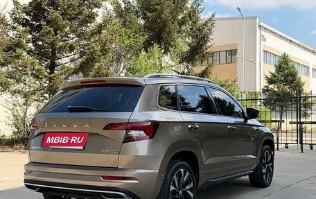 Skoda Karoq I, 2022 год, 1 949 000 рублей, 4 фотография