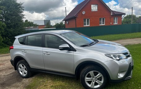 Toyota RAV4, 2013 год, 1 870 000 рублей, 2 фотография