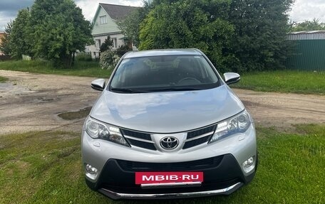 Toyota RAV4, 2013 год, 1 870 000 рублей, 11 фотография