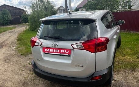 Toyota RAV4, 2013 год, 1 870 000 рублей, 4 фотография