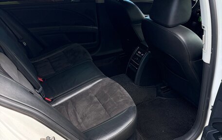 Skoda Superb III рестайлинг, 2012 год, 1 350 000 рублей, 11 фотография