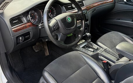 Skoda Superb III рестайлинг, 2012 год, 1 350 000 рублей, 7 фотография