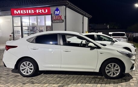Hyundai Solaris II рестайлинг, 2017 год, 970 000 рублей, 2 фотография
