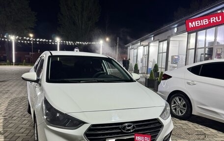 Hyundai Solaris II рестайлинг, 2017 год, 970 000 рублей, 6 фотография