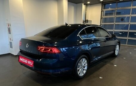 Volkswagen Passat B8 рестайлинг, 2020 год, 2 450 000 рублей, 3 фотография