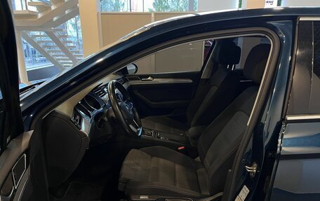 Volkswagen Passat B8 рестайлинг, 2020 год, 2 450 000 рублей, 16 фотография