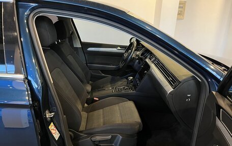 Volkswagen Passat B8 рестайлинг, 2020 год, 2 450 000 рублей, 28 фотография