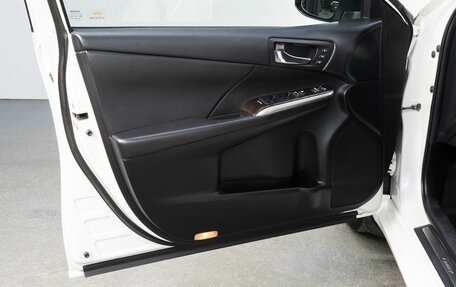Toyota Camry, 2015 год, 2 299 000 рублей, 11 фотография