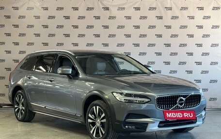 Volvo V90 Cross Country I рестайлинг, 2019 год, 2 930 000 рублей, 3 фотография