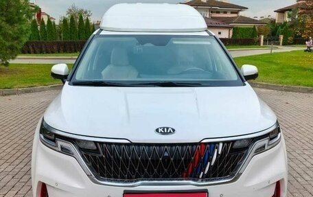 KIA Carnival, 2021 год, 4 900 000 рублей, 1 фотография
